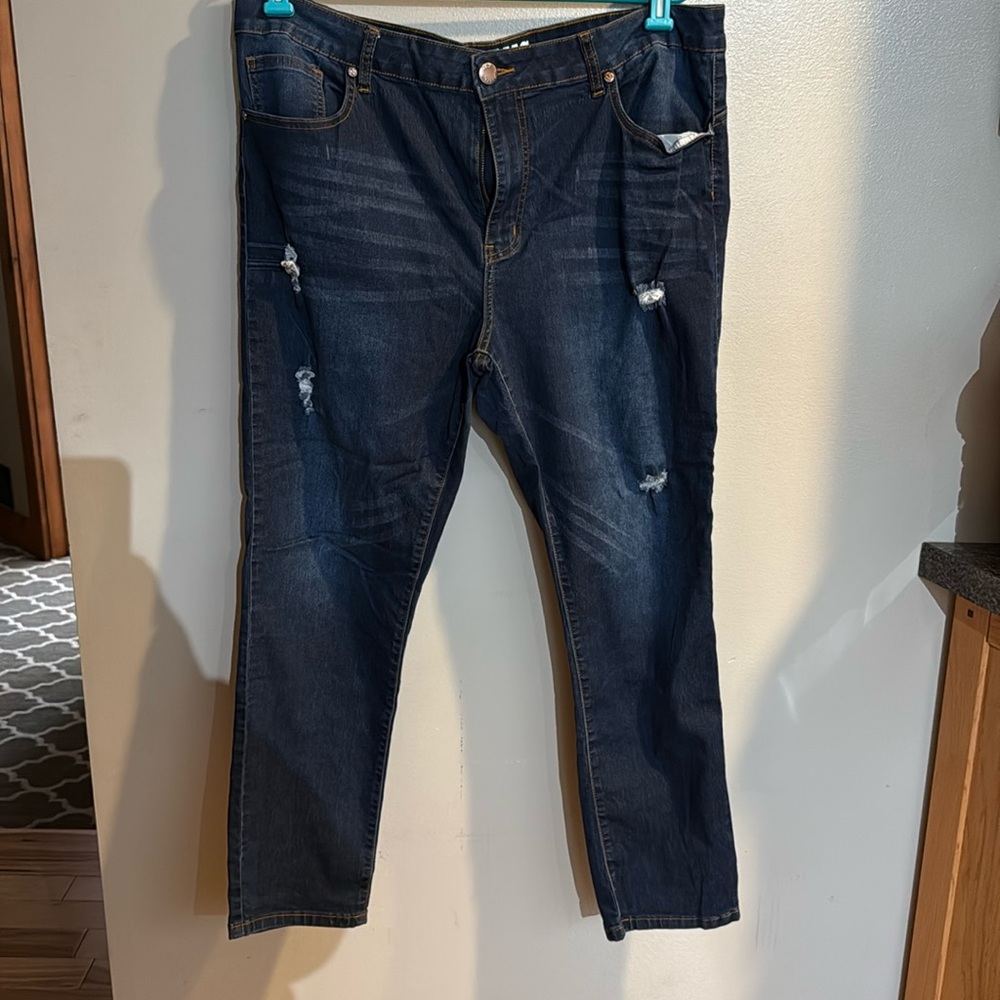 VIP Jeans like new distressed plus size 22 22W dark rinse denim jeans.